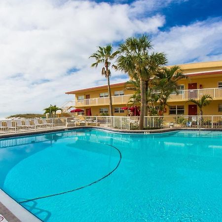 #212 Surf Song Resort St. Pete Beach Bagian luar foto