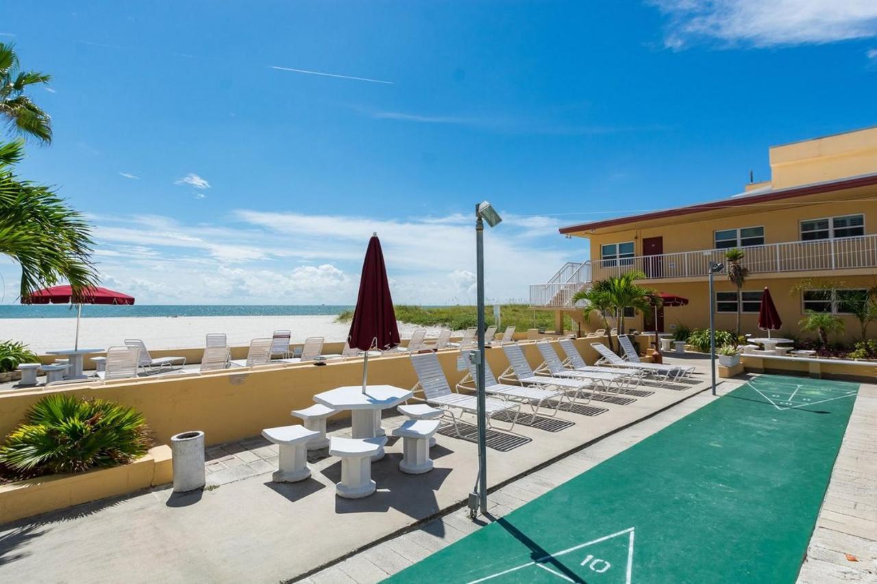 #212 Surf Song Resort St. Pete Beach Bagian luar foto